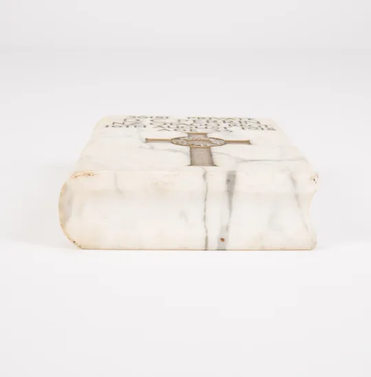 Marble memorial piece, post-1921.