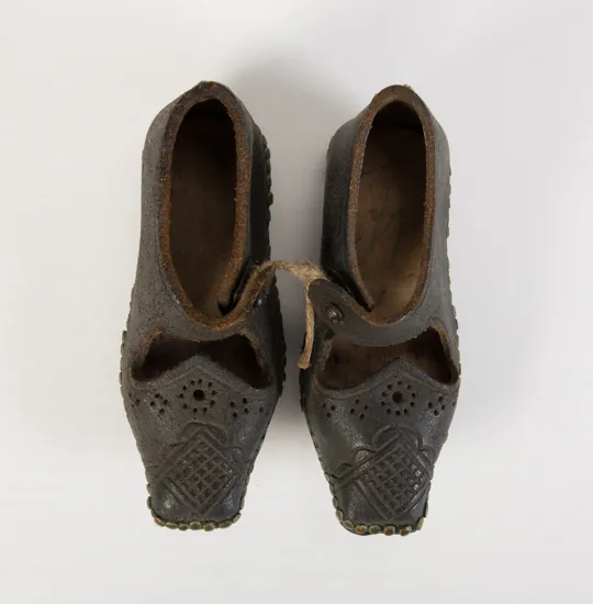 Child's shoes, pre-1916.